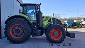 Axion 930