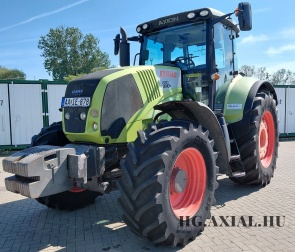Axion 820