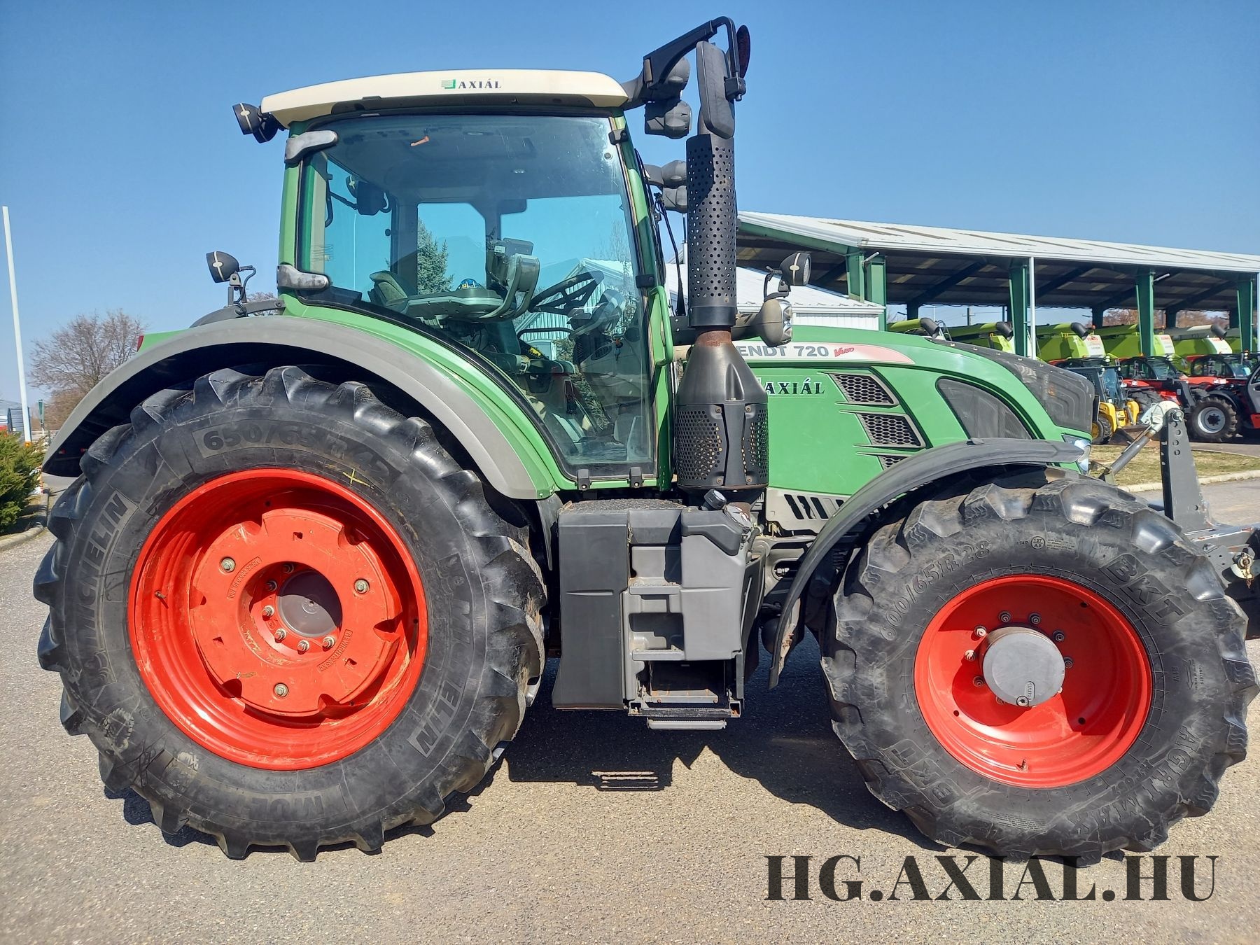 720 Vario SCR | Traktor