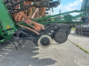 740 A
