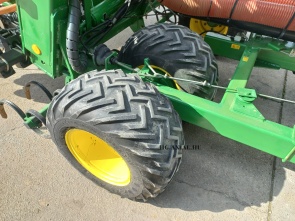 740 A
