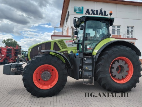 Axion 930