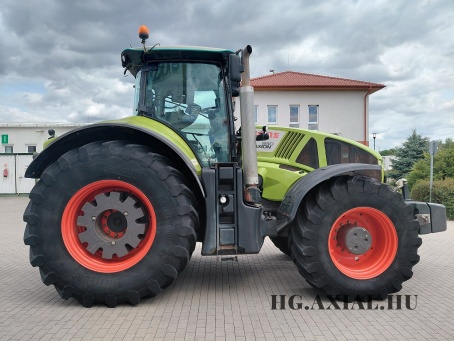Axion 930