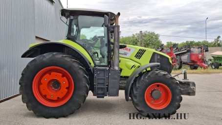 Axion 810