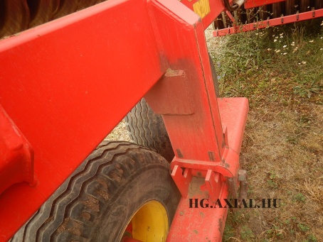 Carrier 820